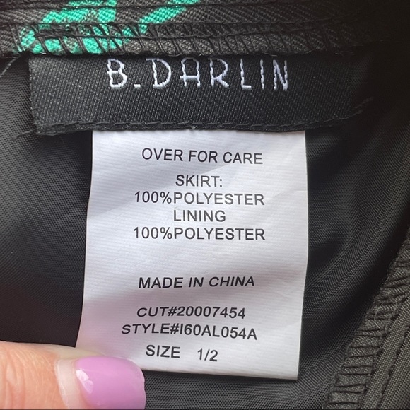 B. Darlin Black & Pink Roses Tulle Lined Maxi Skirt with Pockets Size 1/2 - Picture 7 of 8